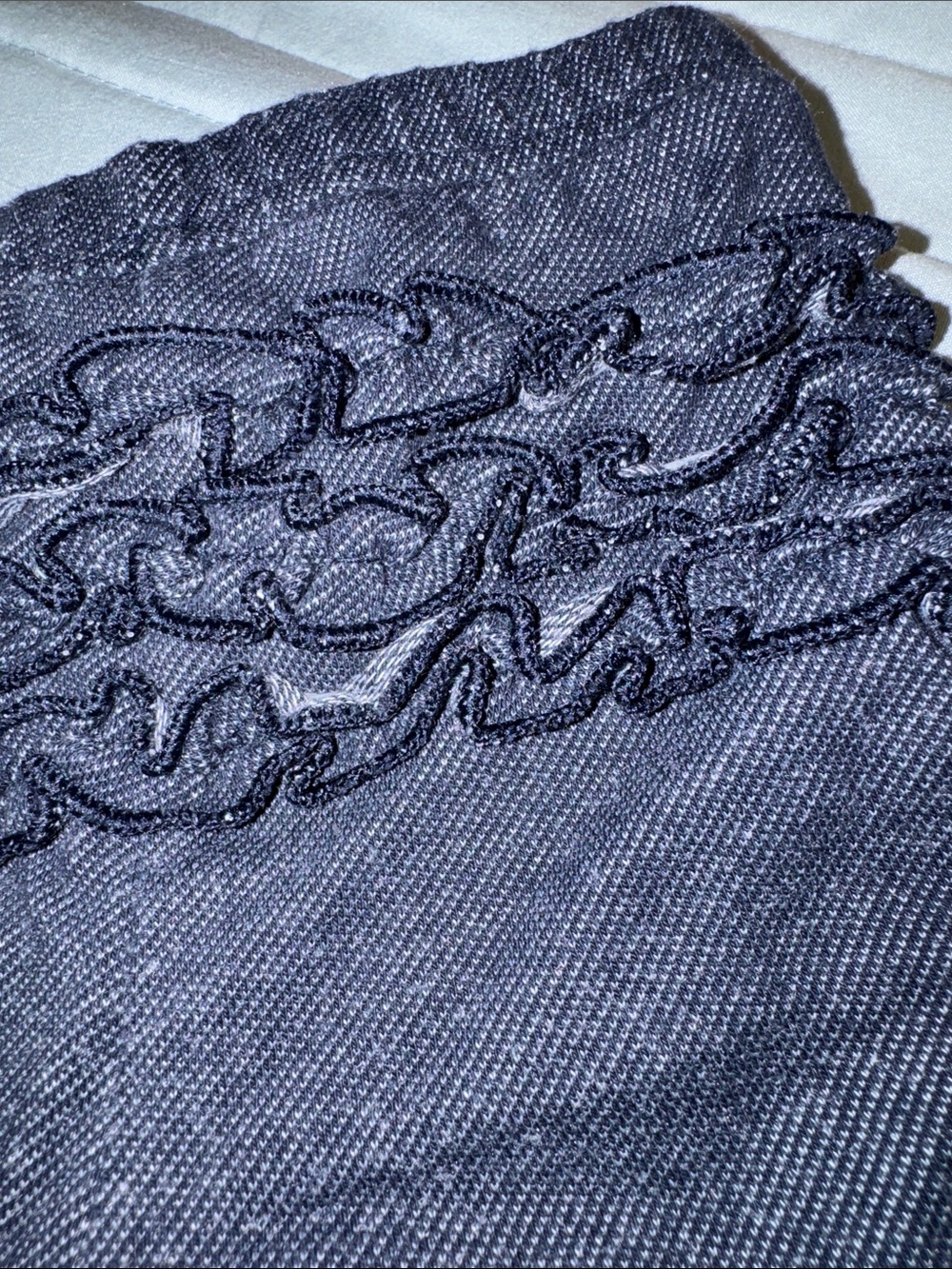 Jeggings with Ruffle Embellishment - Picture 4 of 6